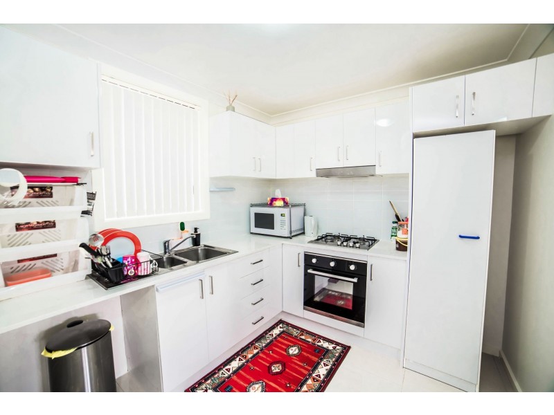 2/4 Collins Street, St Marys NSW 2760