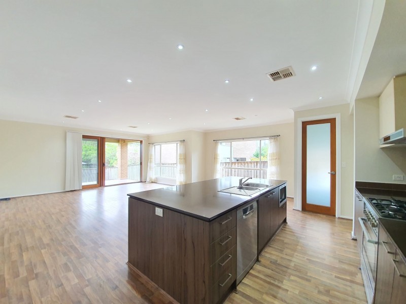 64 Bridgewood Drive, Beaumont Hills NSW 2155