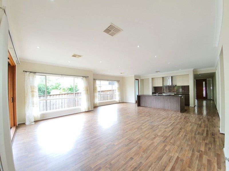 64 Bridgewood Drive, Beaumont Hills NSW 2155