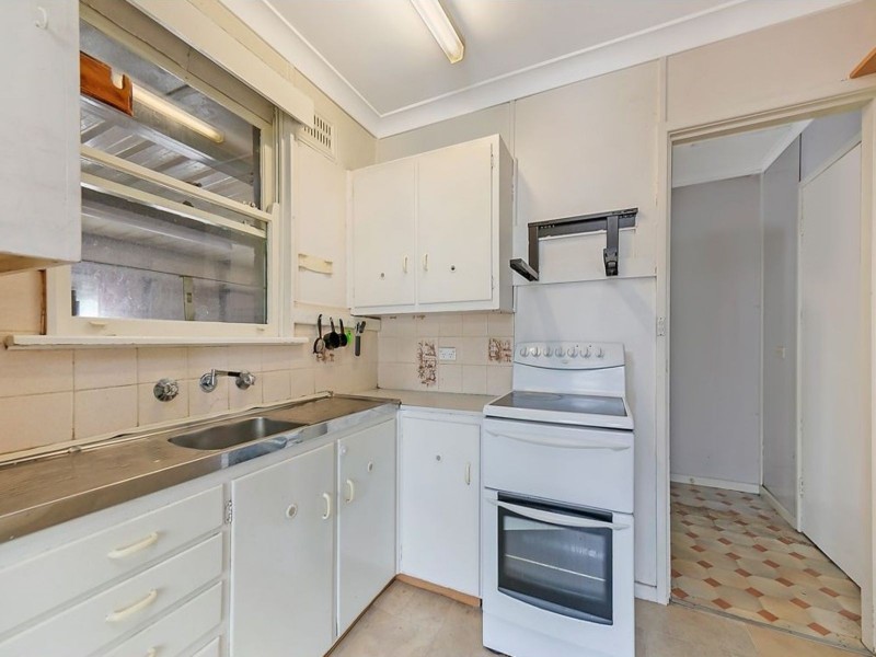 26 Nauru Crescent, Lethbridge Park NSW 2770