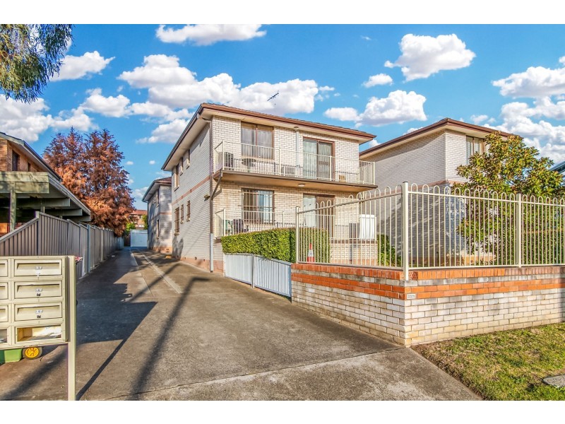 4/10 Kazanis Court, Werrington NSW 2747