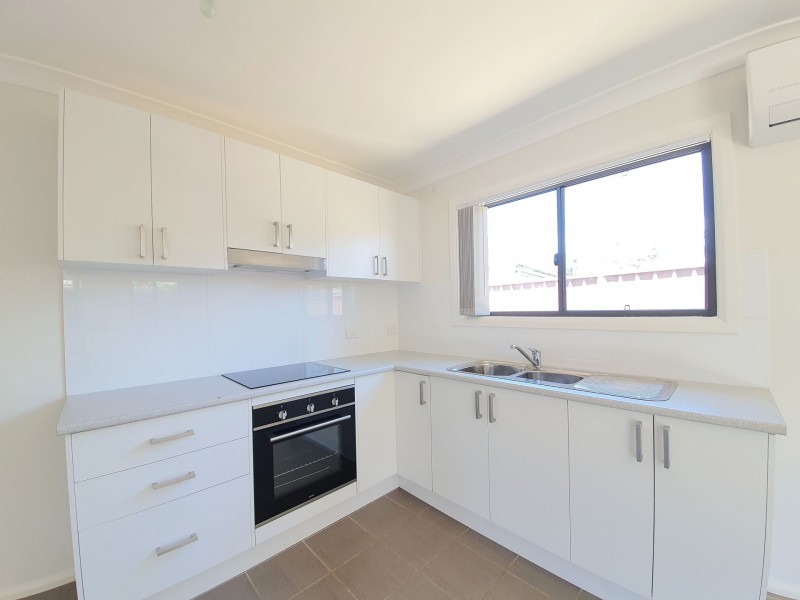 87a Captain Cook Drive, Willmot NSW 2770
