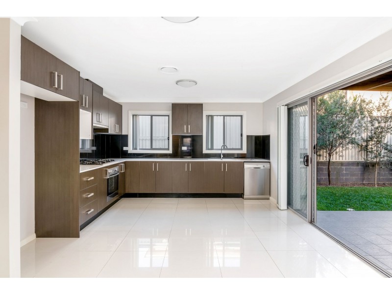5 Ocimum Glade, Kellyville Ridge NSW 2155