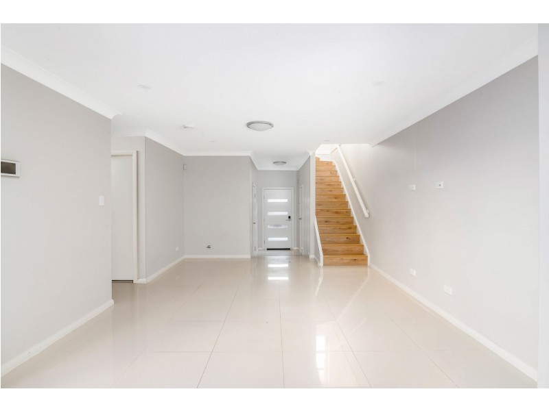 5 Ocimum Glade, Kellyville Ridge NSW 2155