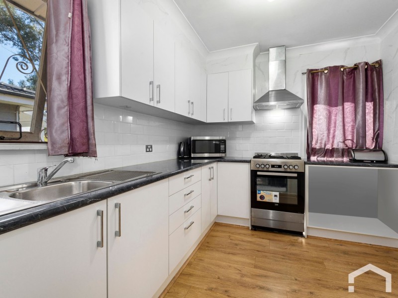 37 Kavieng Ave, Whalan NSW 2770