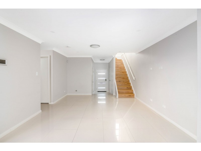 5 Ocimum Glade, Kellyville Ridge NSW 2155