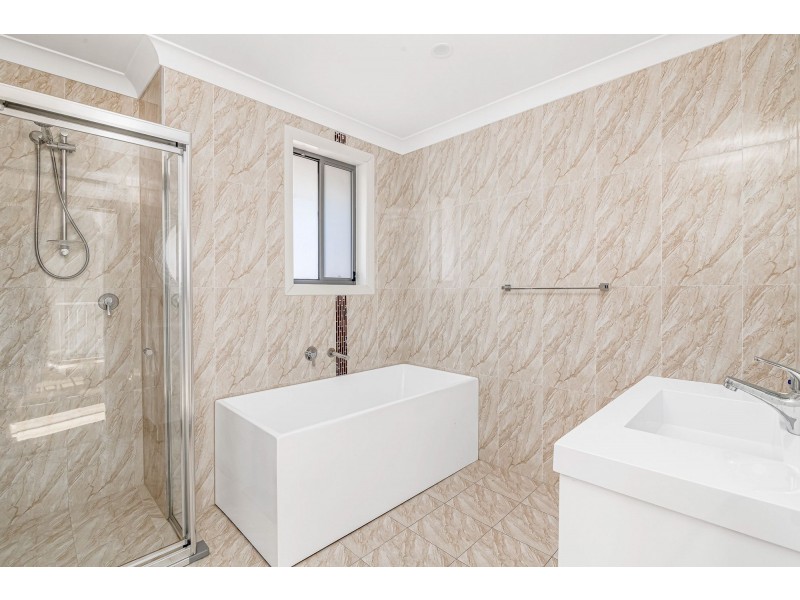 5 Ocimum Glade, Kellyville Ridge NSW 2155