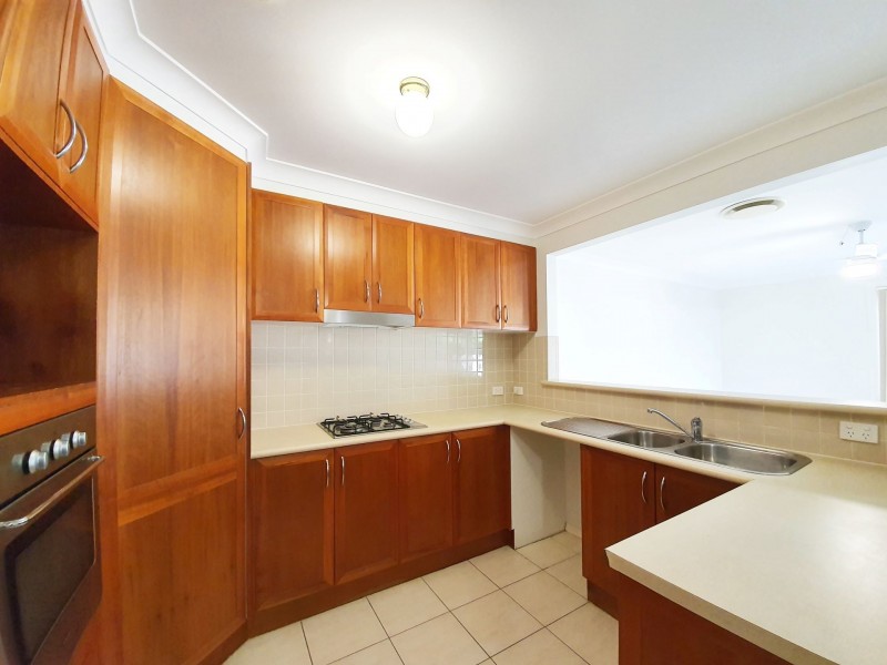 25 Kirkton Place, Beaumont Hills NSW 2155