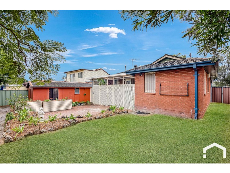 176 Woodstock Avenue, Whalan NSW 2770