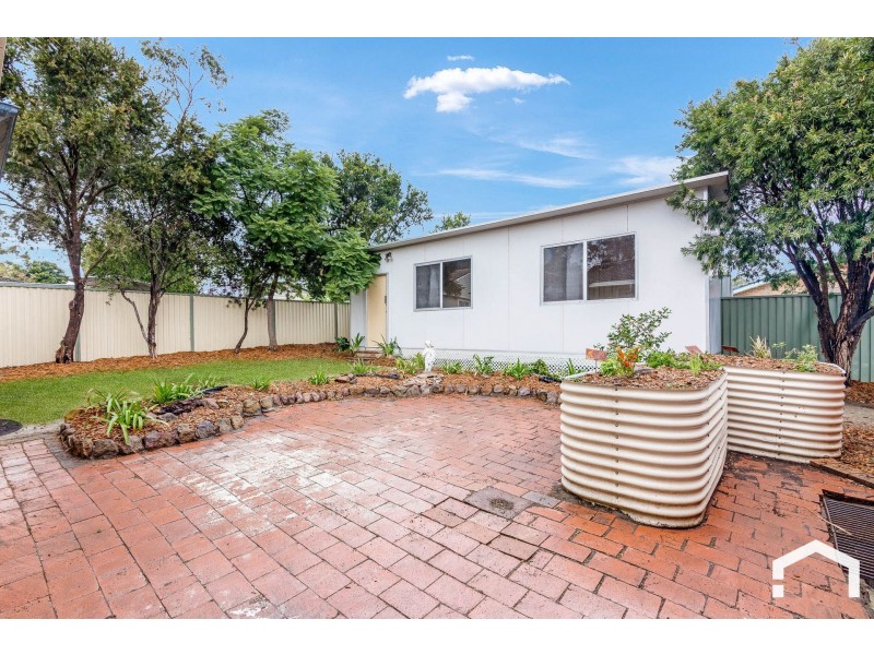 176 Woodstock Avenue, Whalan NSW 2770