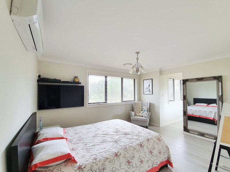 42 Rafter Parade, Ropes Crossing NSW 2760