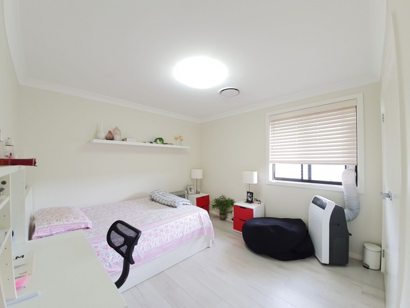 42 Rafter Parade, Ropes Crossing NSW 2760