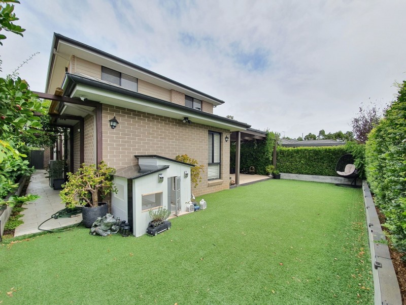 42 Rafter Parade, Ropes Crossing NSW 2760