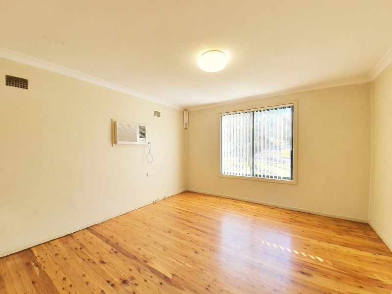 22 Ellengowan Crescent, Whalan NSW 2770