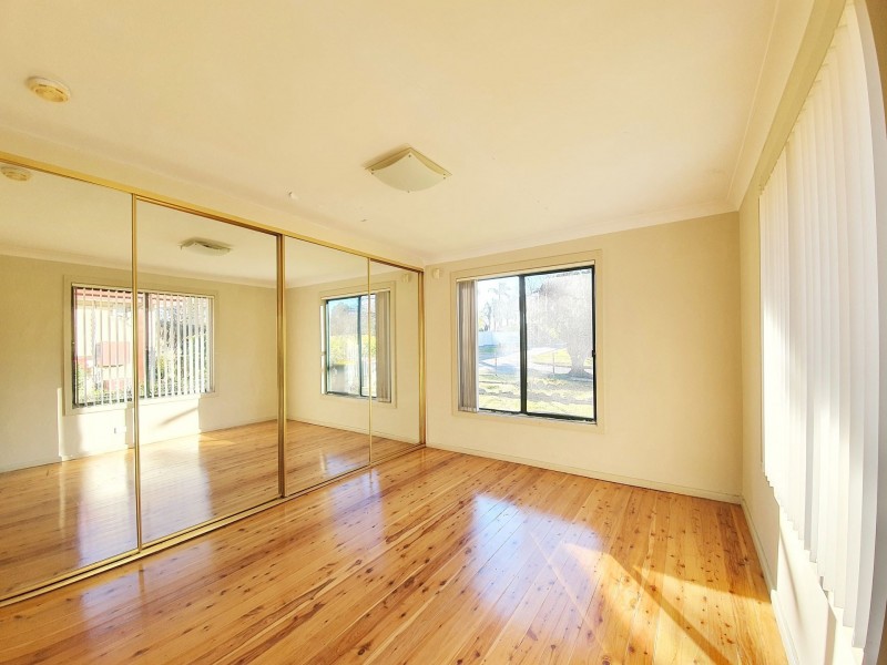 22 Ellengowan Crescent, Whalan NSW 2770