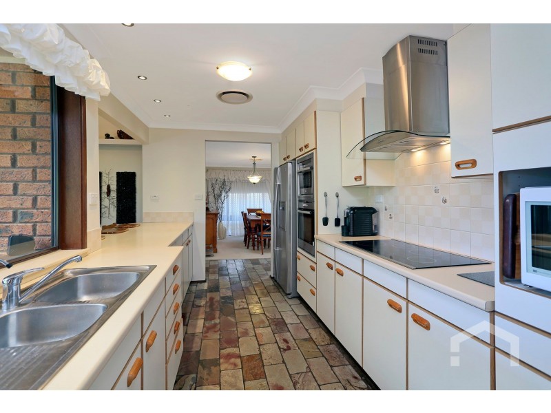 11 Swallow Drive, Erskine Park NSW 2759