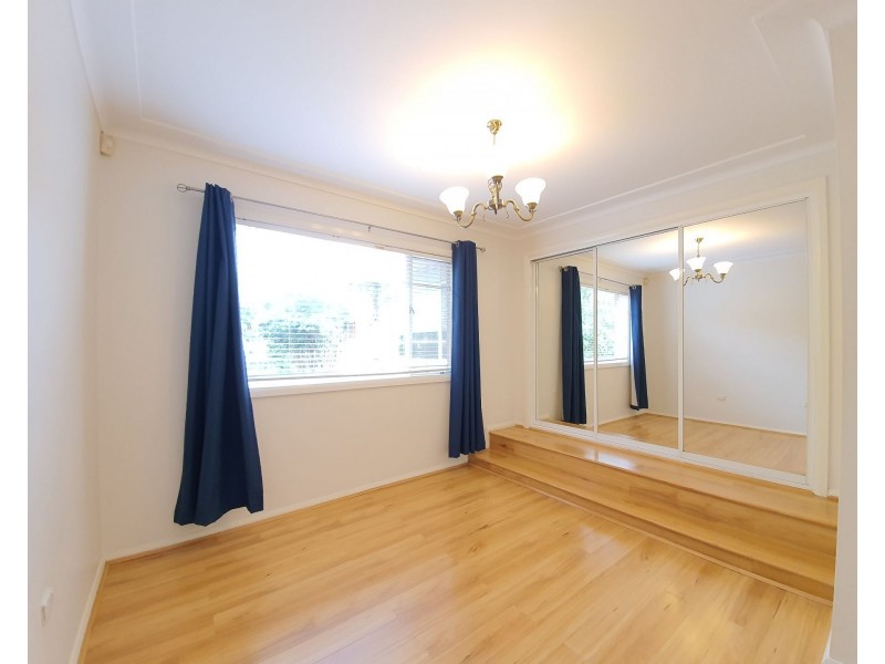 20 Raymond Avenue, Campbelltown NSW 2560