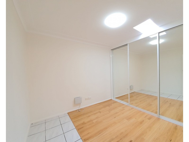 20 Raymond Avenue, Campbelltown NSW 2560