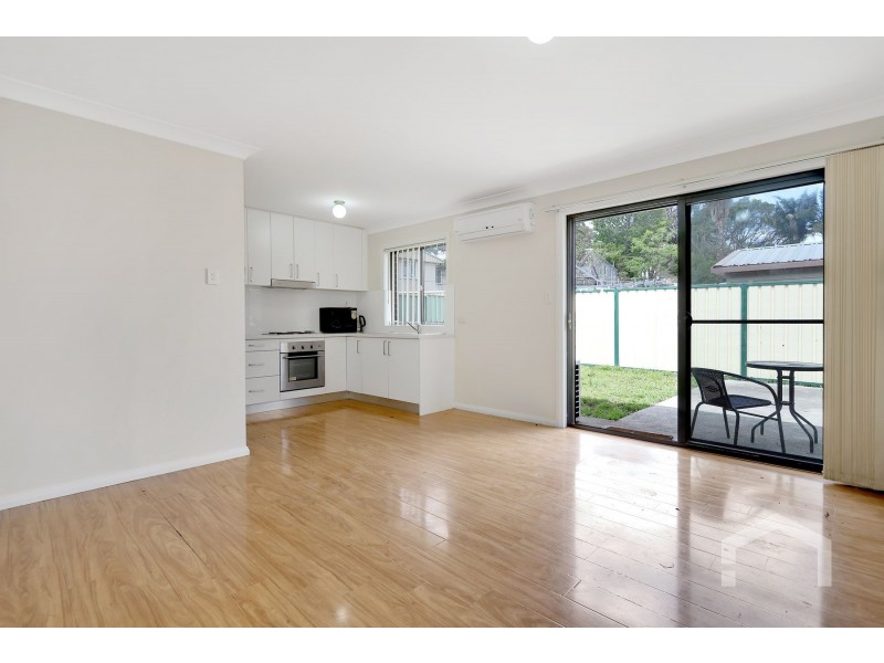 45 & 45a Lucena Crescent, Lethbridge Park NSW 2770