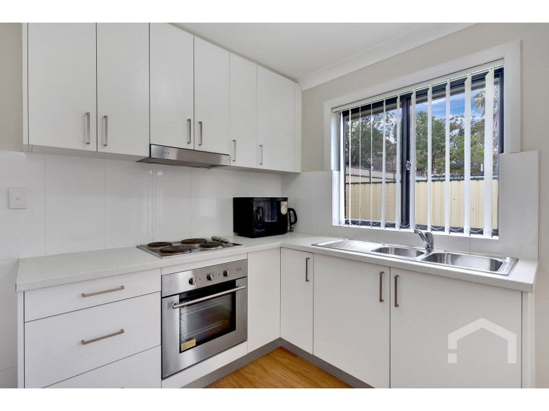 45 & 45a Lucena Crescent, Lethbridge Park NSW 2770