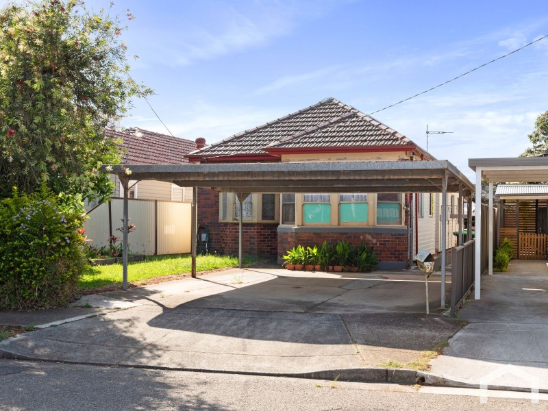 9 Robinson Street North, Wiley Park NSW 2195