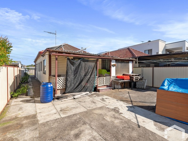 9 Robinson Street North, Wiley Park NSW 2195