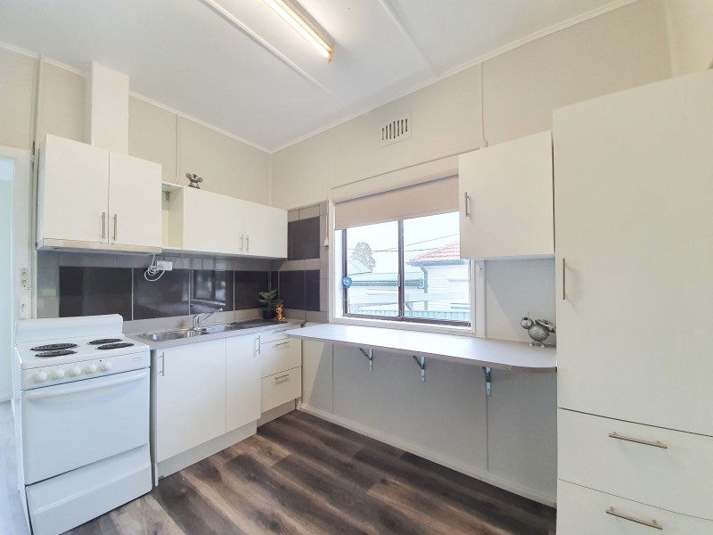 8 Raymond Street, Blacktown NSW 2148