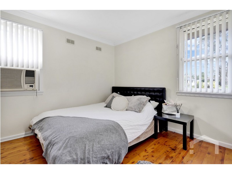 57 Mariana Cresent, Lethbridge Park NSW 2770