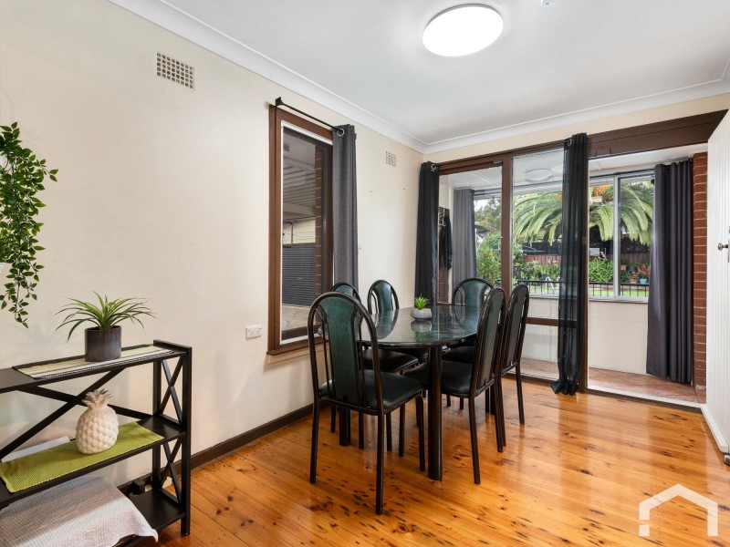 208 Woodstock Ave, Whalan NSW 2770