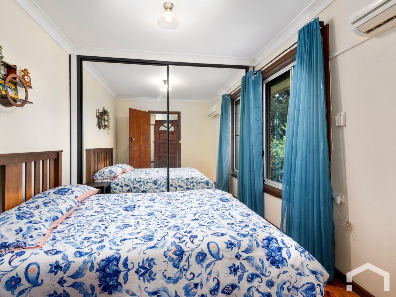 208 Woodstock Ave, Whalan NSW 2770