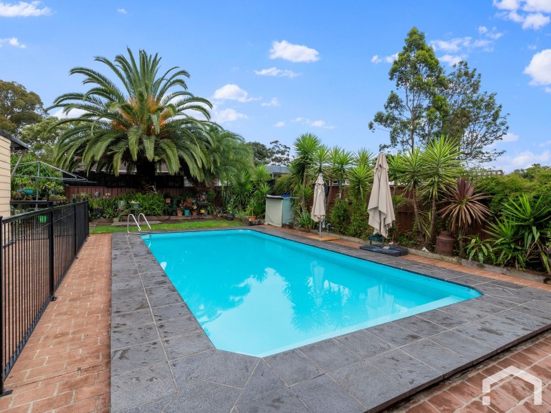 208 Woodstock Ave, Whalan NSW 2770