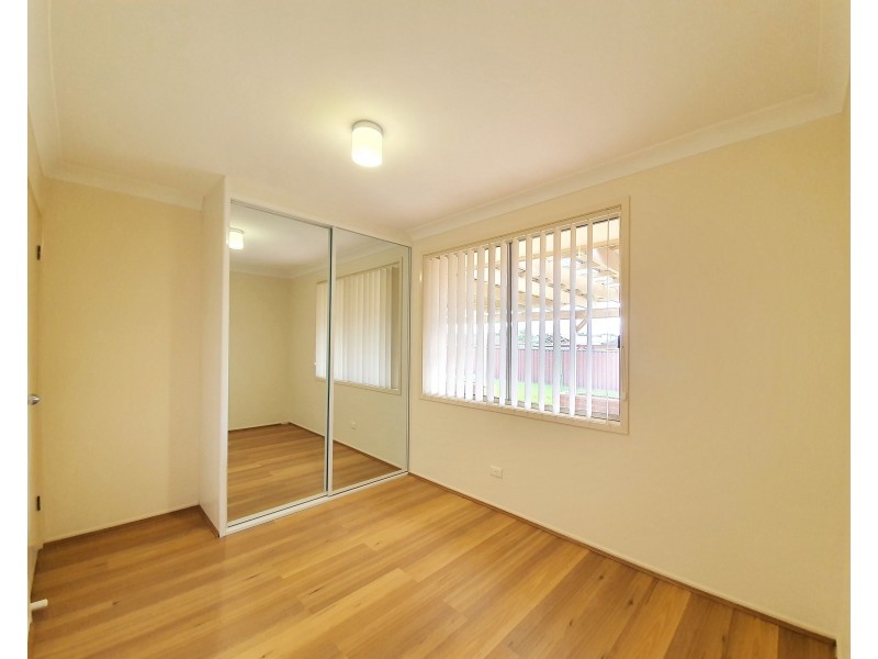 228 Banks Drive, St Clair NSW 2759