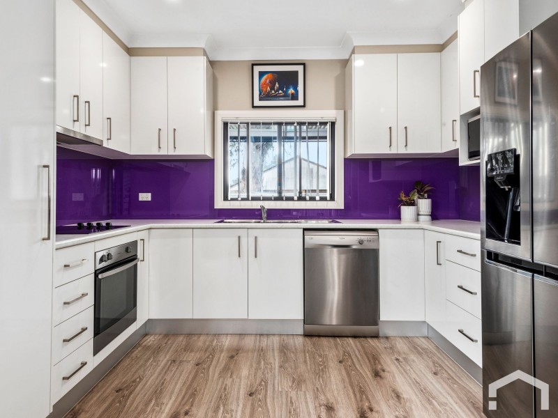 8 & 8a Talmiro St, Whalan NSW 2770