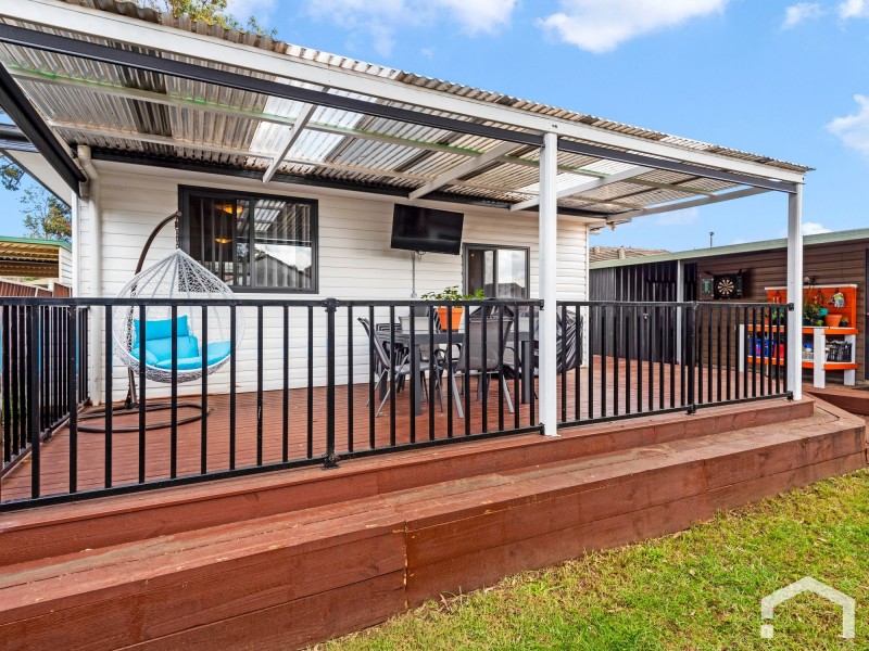 8 & 8a Talmiro St, Whalan NSW 2770