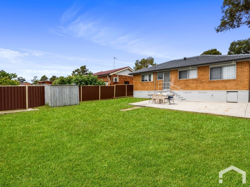 17 Walshe Grove, Bidwill NSW 2770