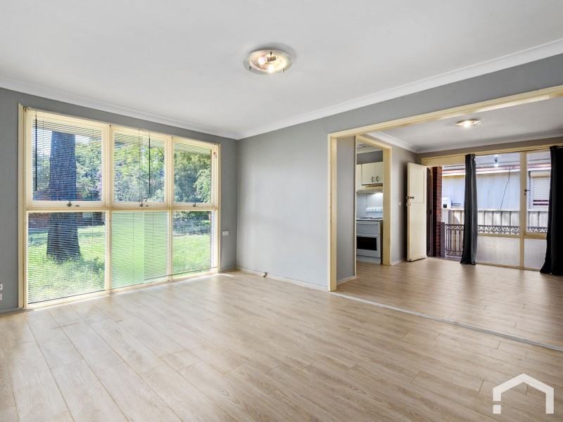 125 & 125A Captain Cook Dr, Willmot NSW 2770