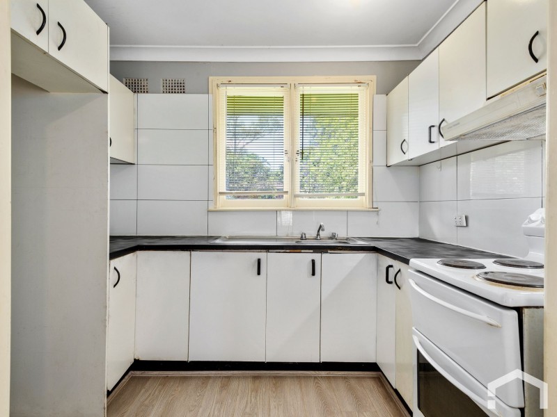 125 & 125A Captain Cook Dr, Willmot NSW 2770