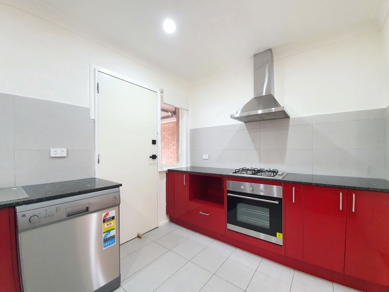 30 Palmyra Avenue, Lethbridge Park NSW 2770
