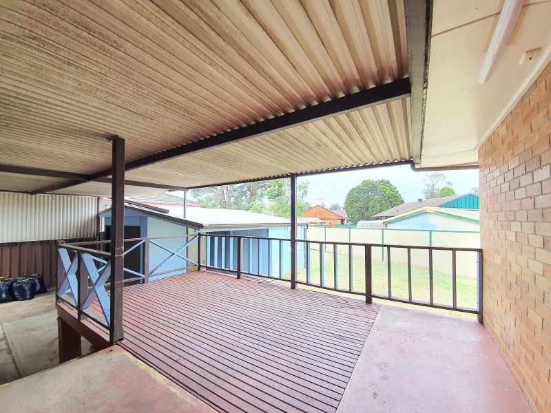 30 Palmyra Avenue, Lethbridge Park NSW 2770
