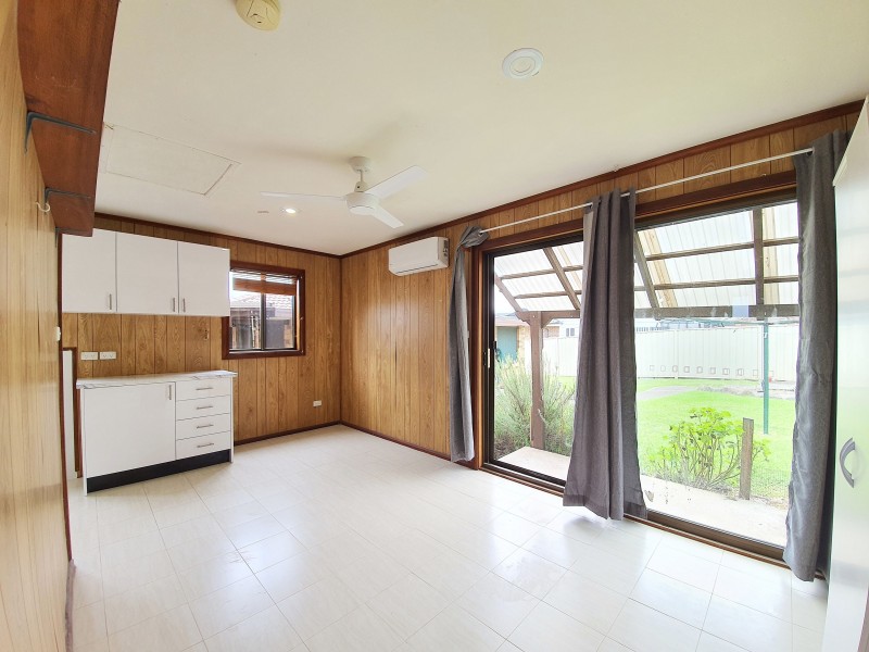 17a Strauss Road, St Clair NSW 2759