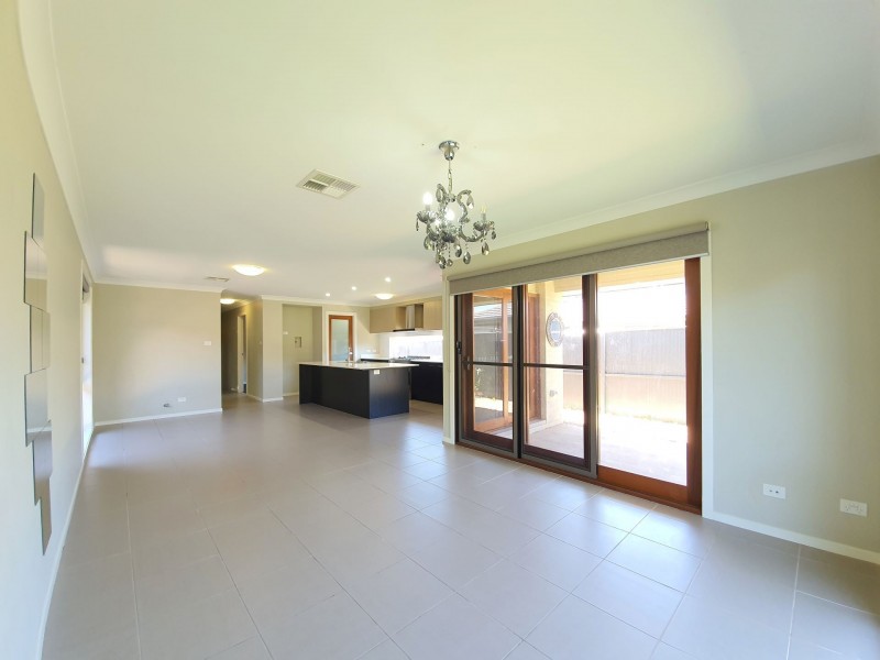 44 Allom Street, Ropes Crossing NSW 2760