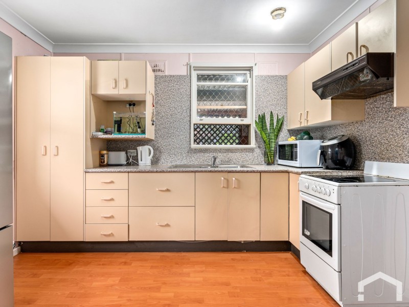 31 Parkes Cres, Blackett NSW 2770