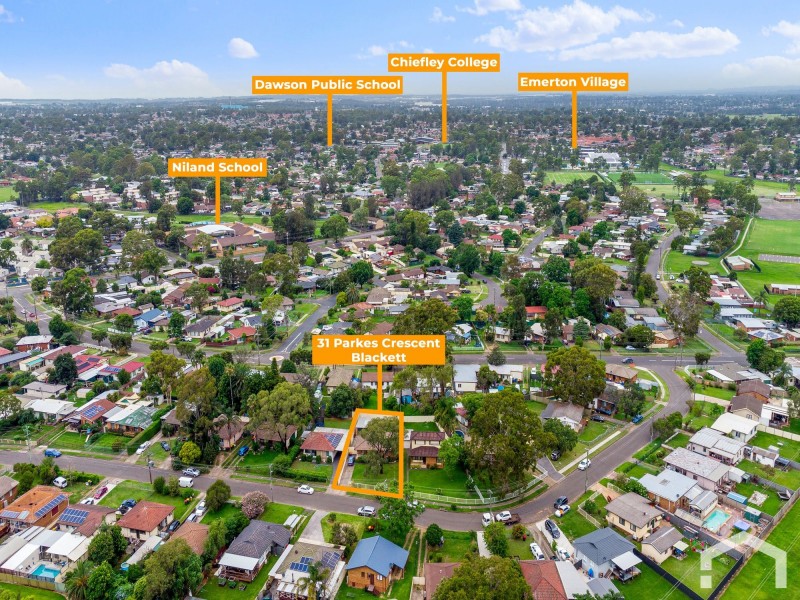 31 Parkes Cres, Blackett NSW 2770
