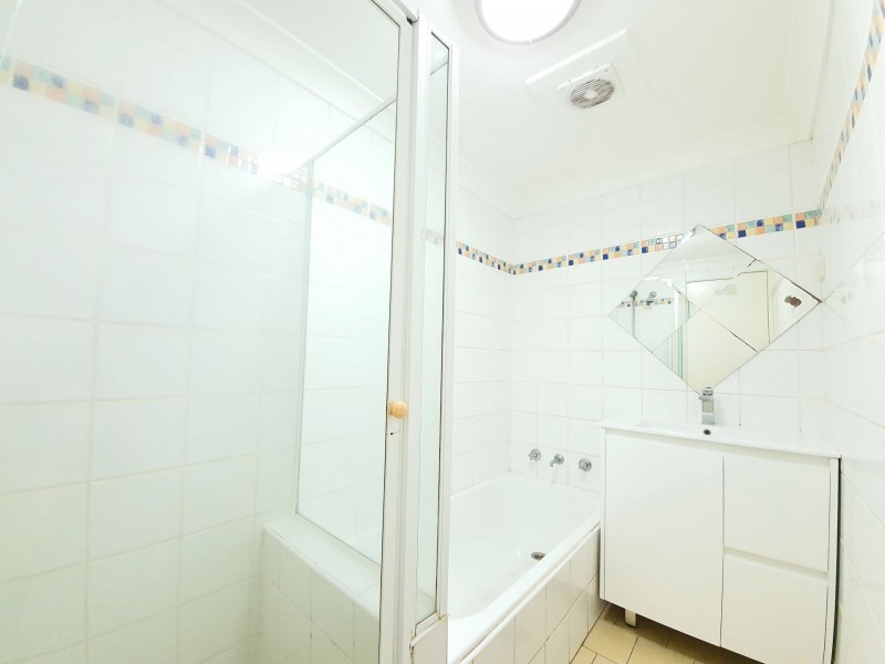 47A Columbia Road, Seven Hills NSW 2147