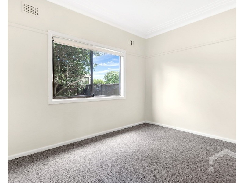 13 Dalton Street, Colyton NSW 2760