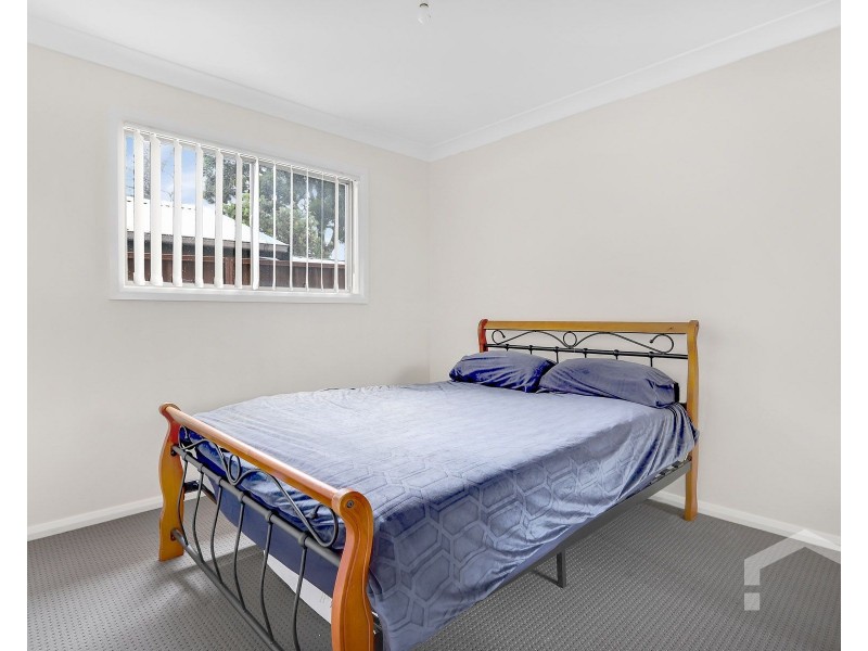87 & 87a Captain Cook Drive, Willmot NSW 2770