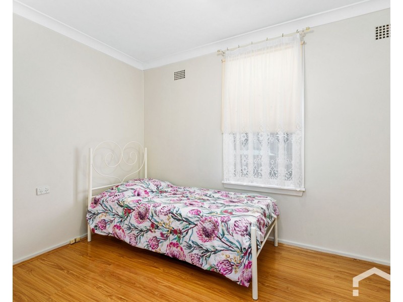 44 Kurama Cres, Whalan NSW 2770