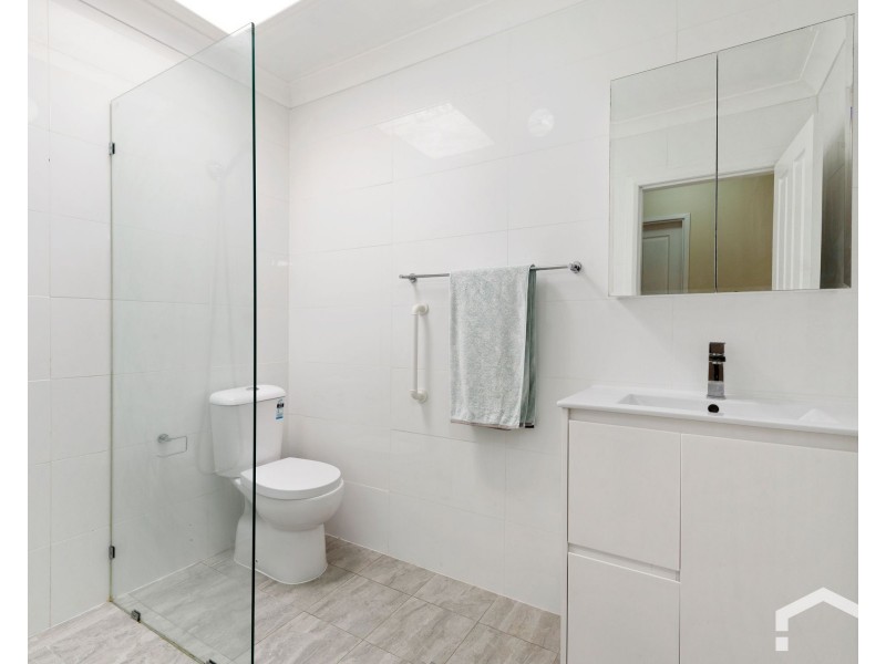 44 Kurama Cres, Whalan NSW 2770