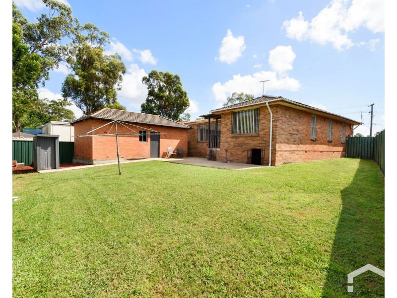 44 Kurama Cres, Whalan NSW 2770