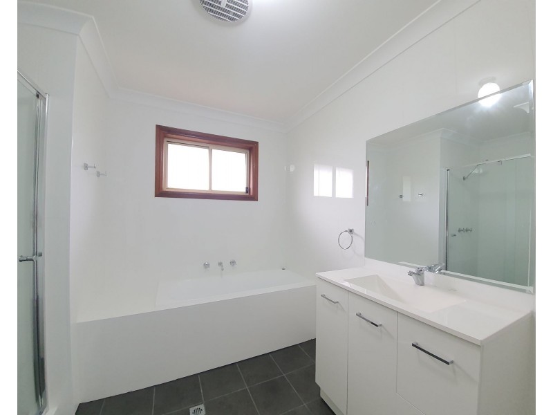 1/2 Nariel Street, St Marys NSW 2760